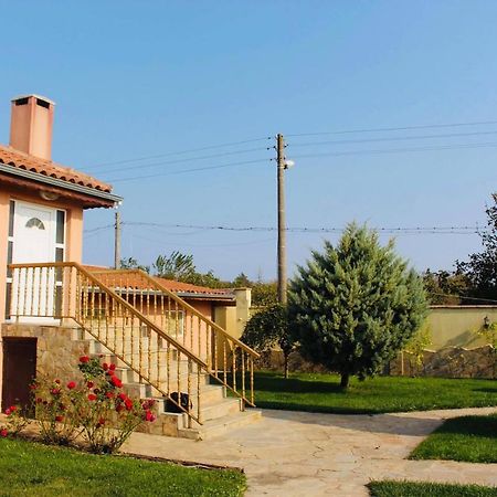 Ezerets Guest House Anita Bagian luar foto